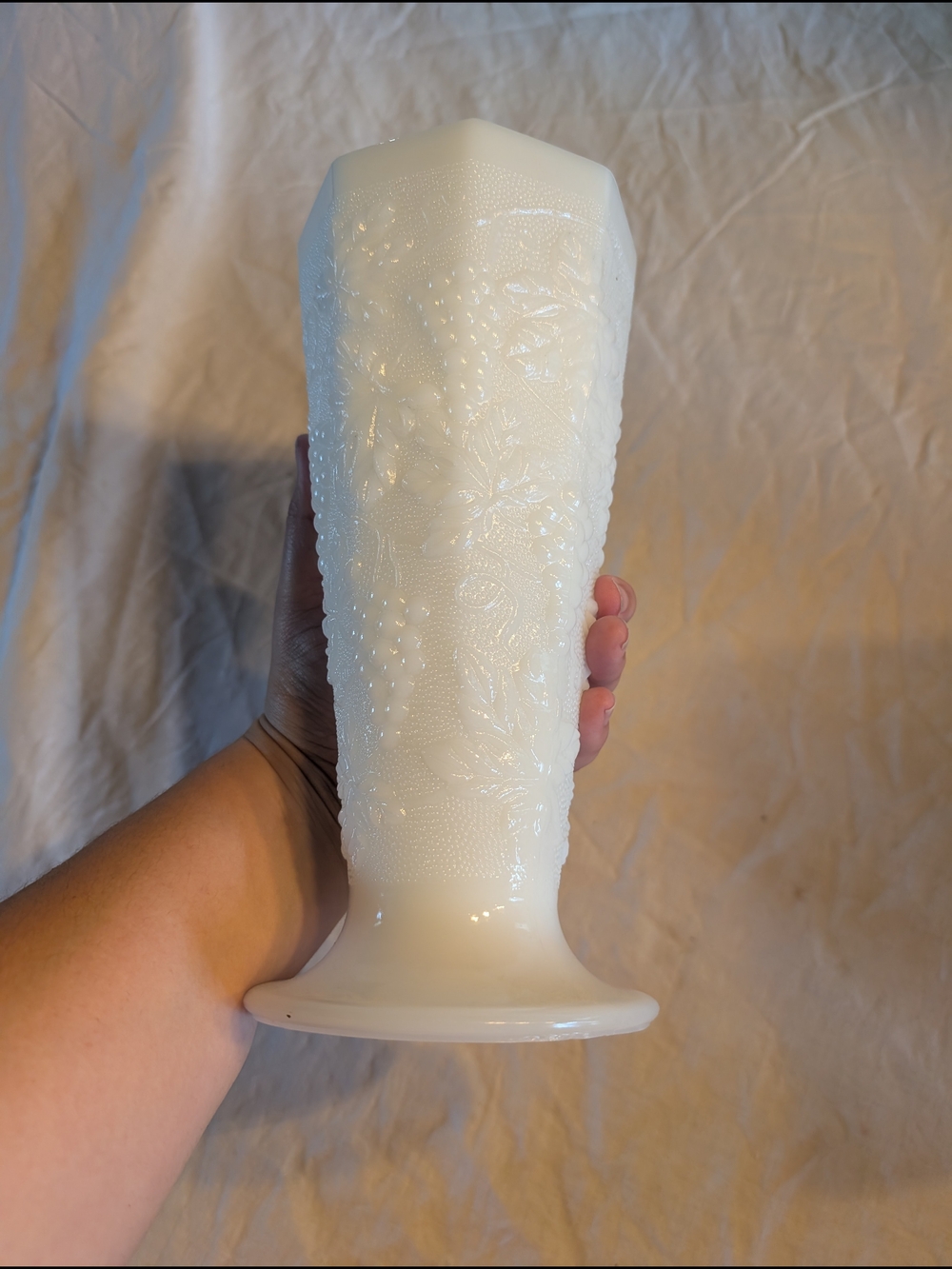 2/40$ Vintage White grape Embossed Floral Milk Glass Vase